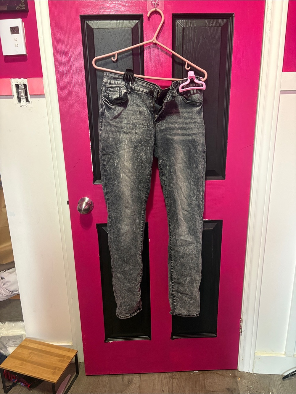 Women’s Black Acid-Wash Skinny Jeans